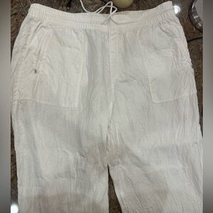 Full length Athleta retreat linen jogger white